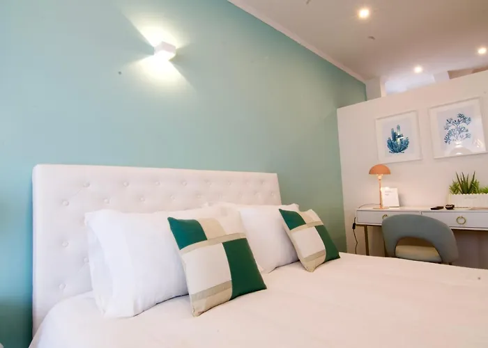 Sunset Retreat 1a Linha De Mar 몬뜨고르두